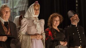 El Ministerio del tiempo - Tiempo de verbana (2017)